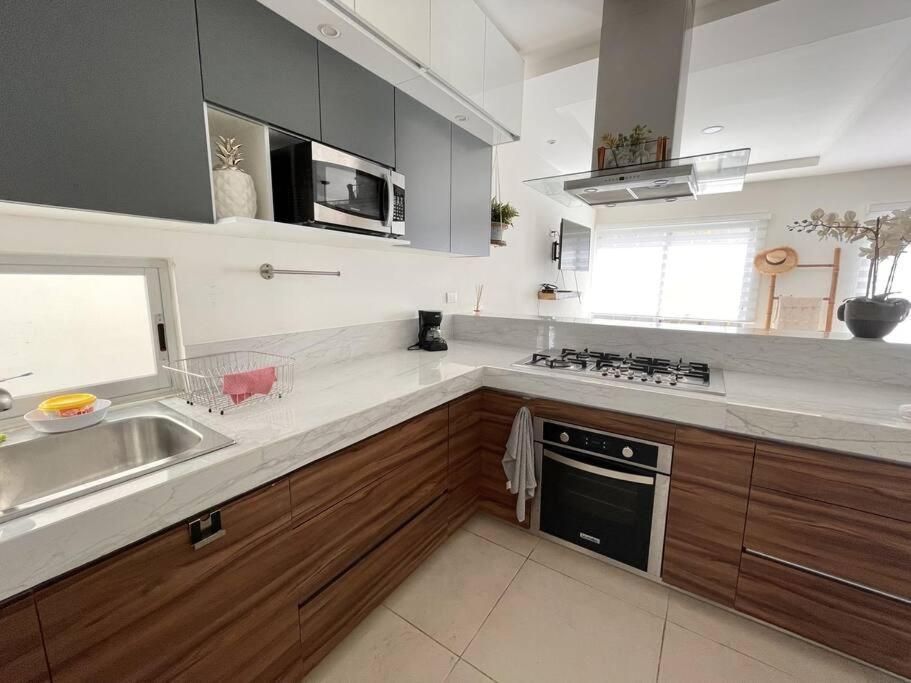 Altus Homes By Andiani Travel Cancún Exterior foto